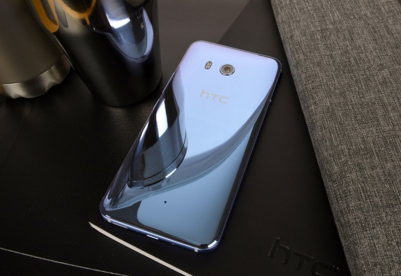 HTC U11