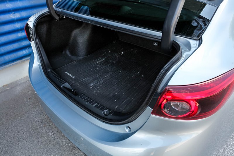 Mazda3 CD105 Sedan