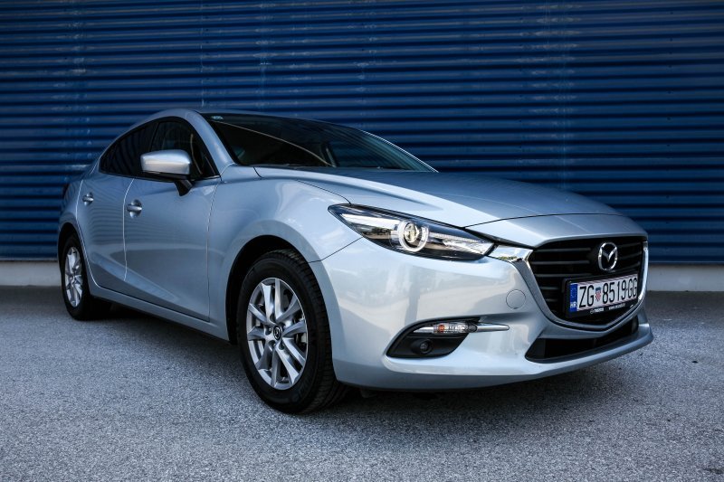 Mazda3 CD105 Sedan