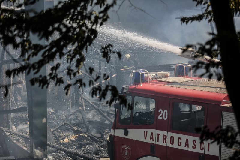 Zgarište požara na Jelenovcu