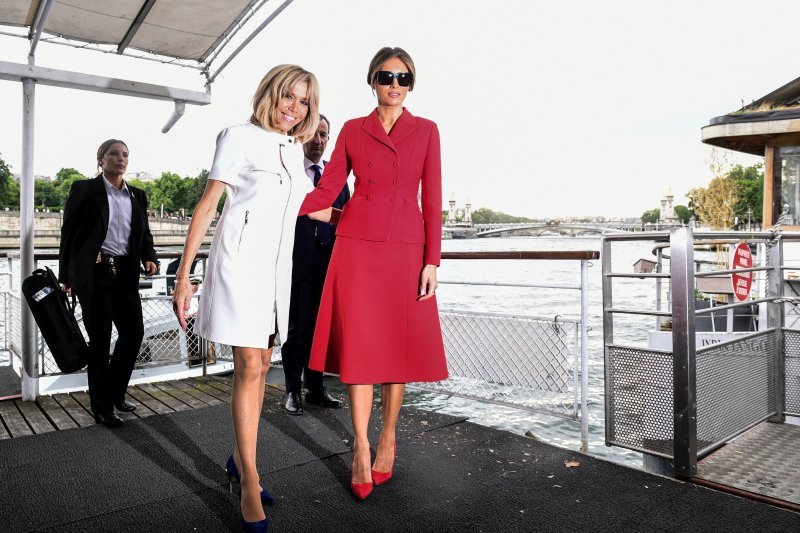 Melania Trump i Brigitte Macron prije večere krstarile su Seinom