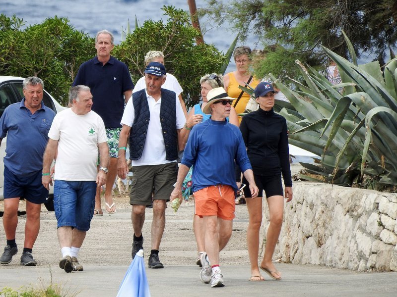 Tommy Hilfiger sa suprugom Dee Ocleppo uživa na Hvaru