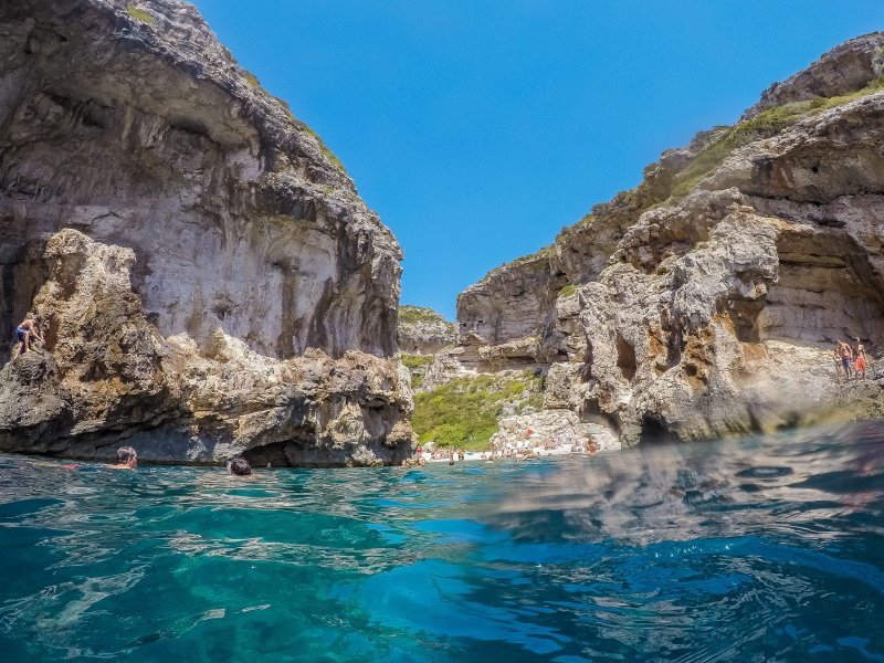 Panoramske fotografije uvale Stiniva