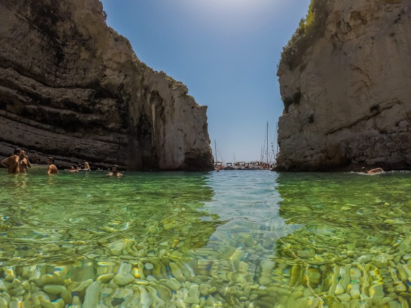 Panoramske fotografije uvale Stiniva