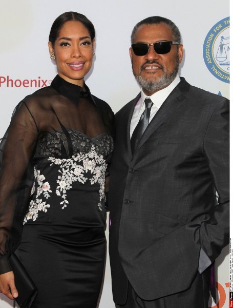 Gina Torres i Laurence Fishburne