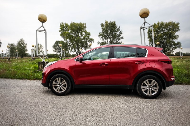 Kia Sportage 2.0 CRDi AWD A/T GT Line