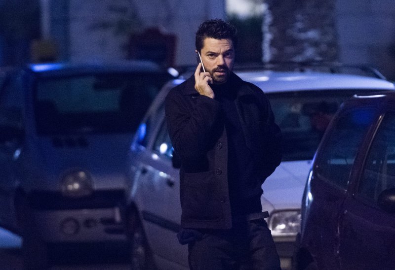 Britanski glumac Dominic Cooper u šetnji Visom