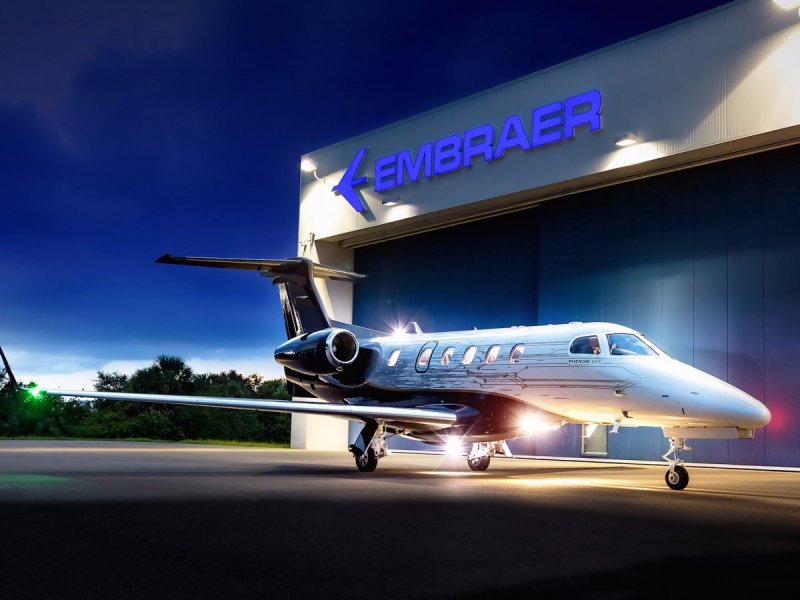 Embraer Phenom 300e