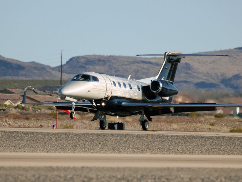 Embraer Phenom 300e