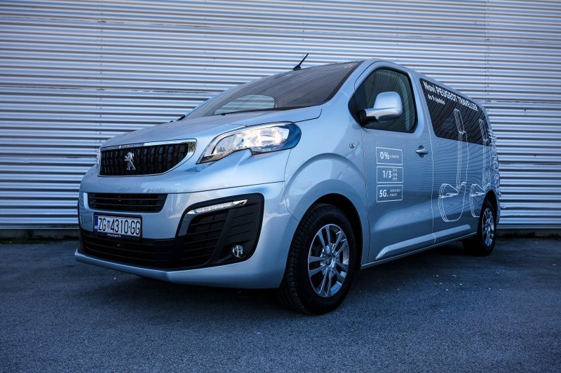 Peugeot Traveller L2 1.6 BlueHDI