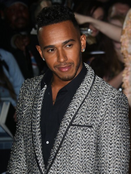 Lewis Hamilton: 95,890 funti dnevno