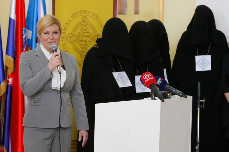 Kolinda Grabar Kitarović u posjetu sušačkoj gimnaziji