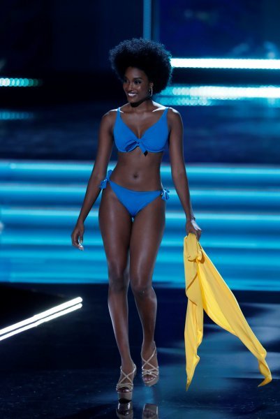 Miss Jamajke Davina Bennett u kupaćem kostimu