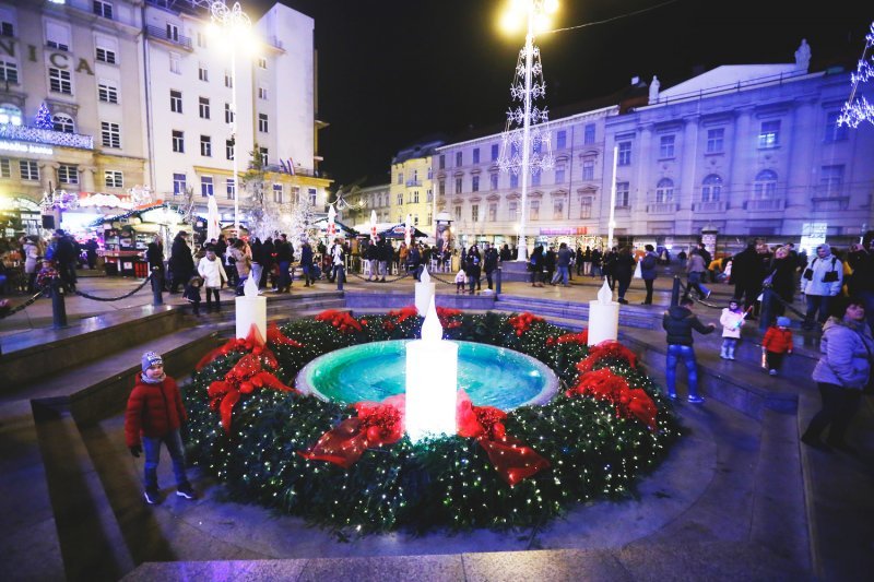 Trg bana Josipa Jelačića