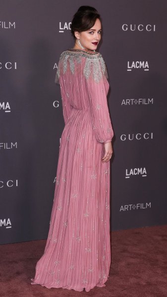 Dakota Johnson u Gucciju