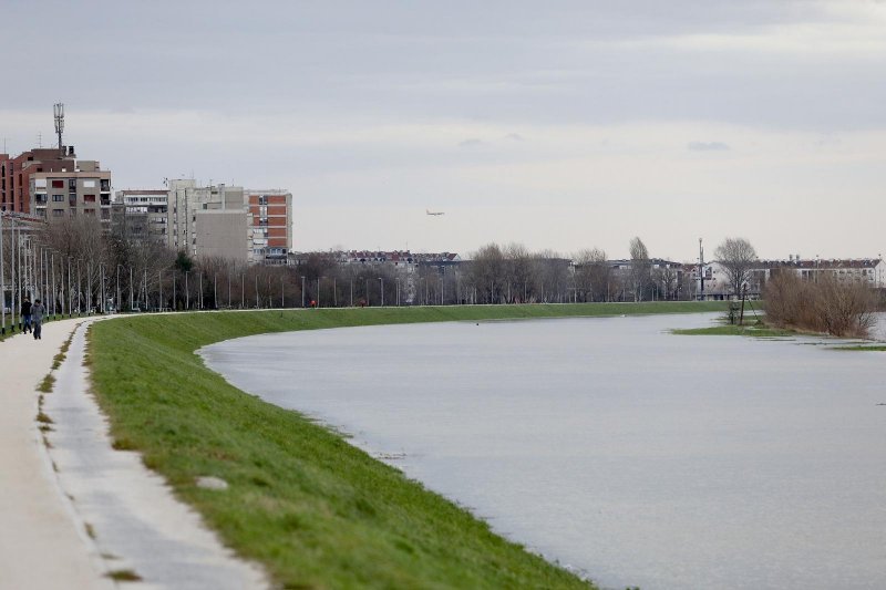 Visok vodostaj Save zbog padalina i otapanja snijega