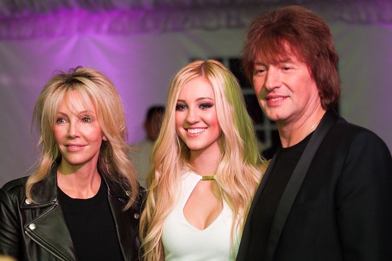 Ava Sambora, Richie Sambora