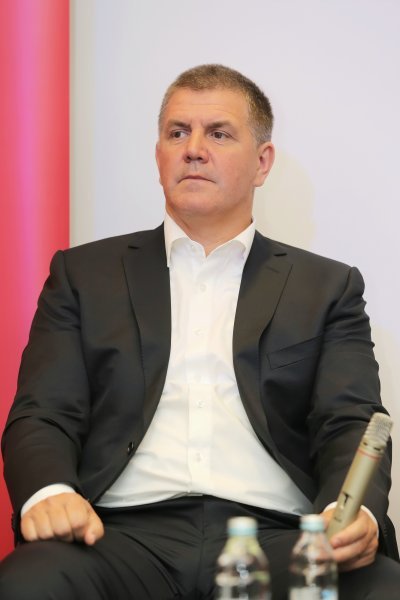 Igor Žonja, Tau on-line