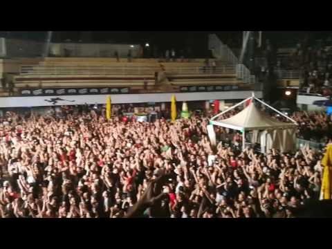 Prophets of Rage - Killing in the Name / Jump Around