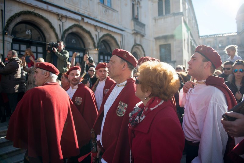 Tradicionalna kolenda ispred dubrovačke gradske vijećnice