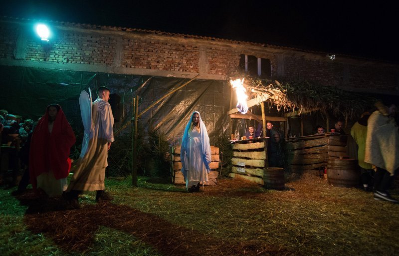 Predstava 'Isusovo rođenje' u Tenji kod Osijeka