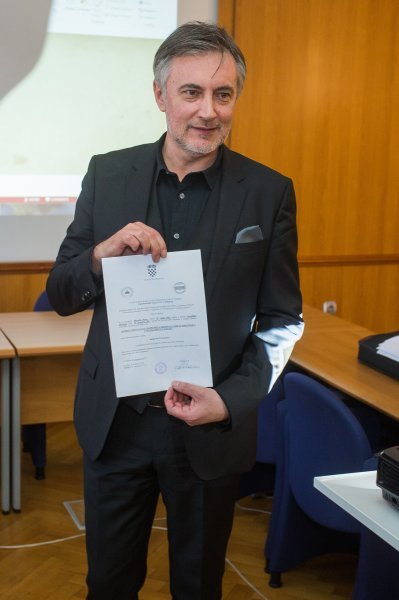 Miroslav Škoro obranio doktorat na Ekonomskom fakultetu