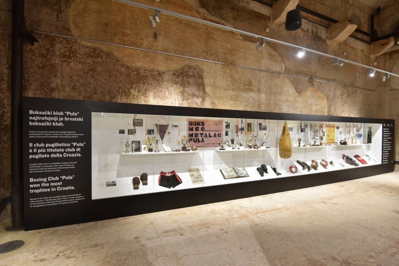 Pula: U Povijesnom i pomorskom muzeju Istre otvorena izložba 'Boks u Puli'