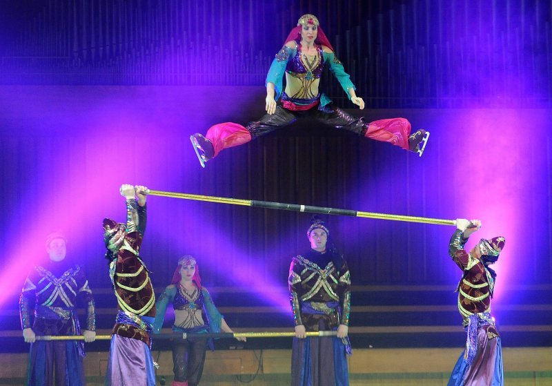Cirkus na ledu u Lisinskom