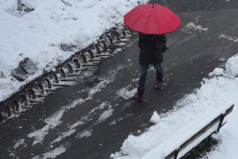 Zagrepčane jutros dočekao bijeli pokrivač