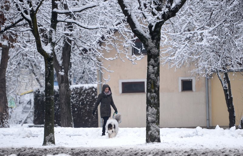 Zagrepčane jutros dočekao bijeli pokrivač