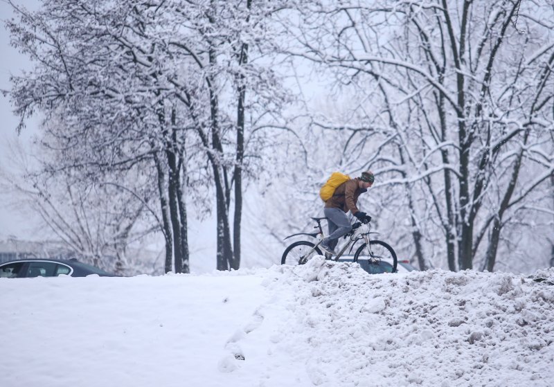 Zagrepčane jutros dočekao bijeli pokrivač