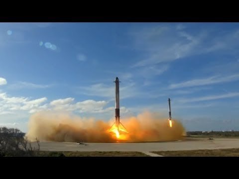 Falcon Heavy izgleda spektakularno pri spuštanju na Zemlju