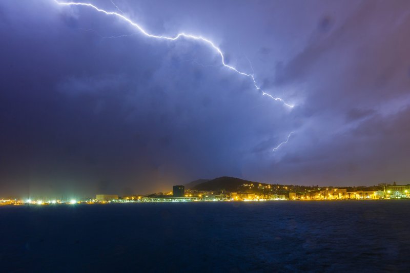 Grmljavinsko nevrijeme u Splitu