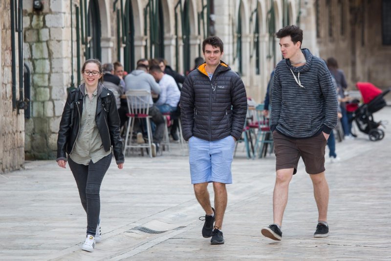 Razne modne kreacije za subotnju šetnju u Dubrovniku