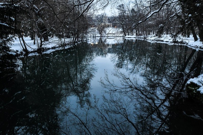 Idilični prizori parka Maksimir prekrivenog snijegom