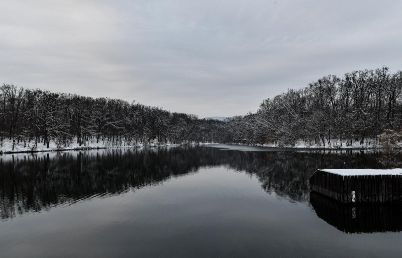 Idilični prizori parka Maksimir prekrivenog snijegom