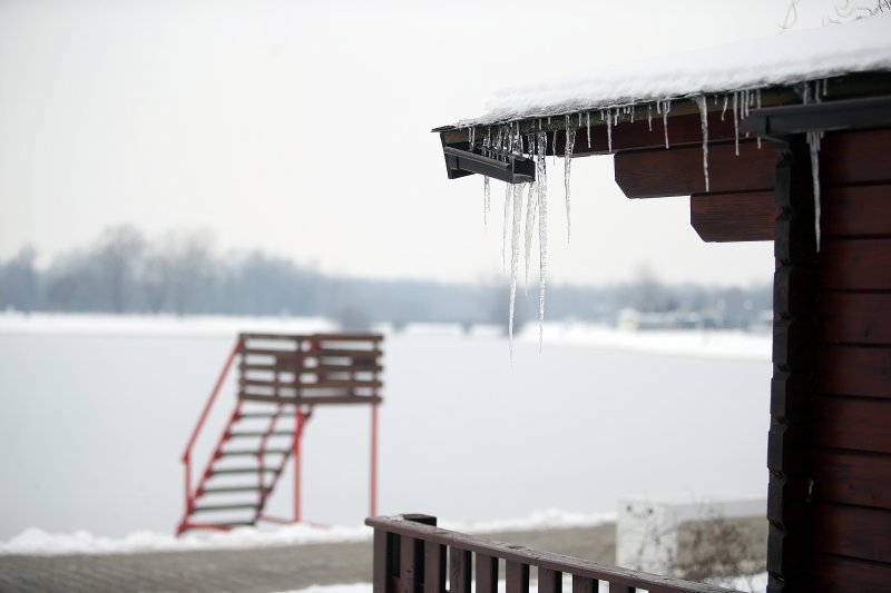 Iznimno niske temperature zaledile su jezero Jarun