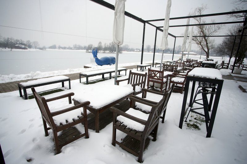 Iznimno niske temperature zaledile su jezero Jarun