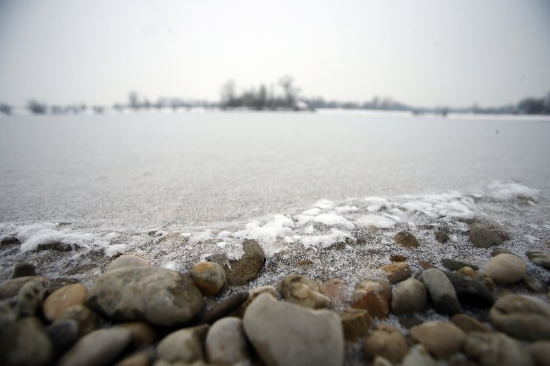 Iznimno niske temperature zaledile su jezero Jarun