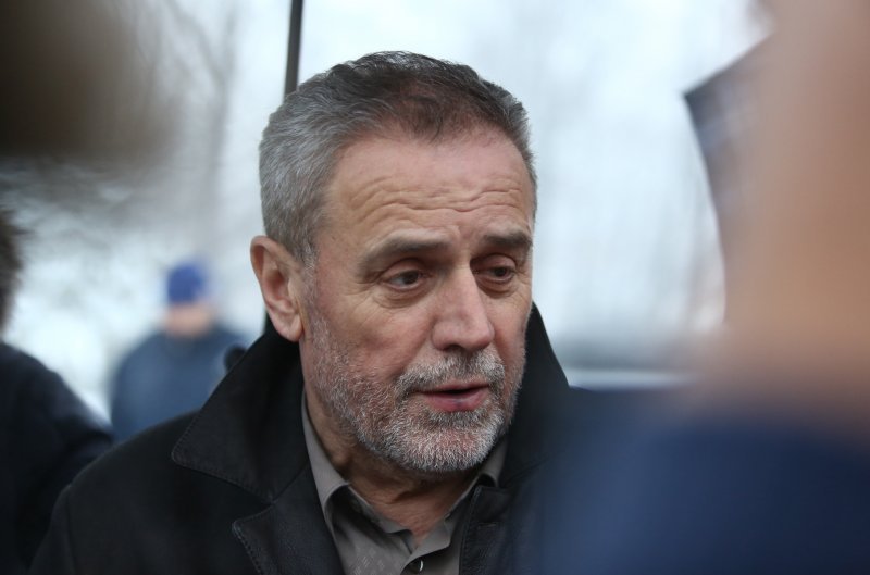 Milan Bandić sanjkao na livadi Cmrok