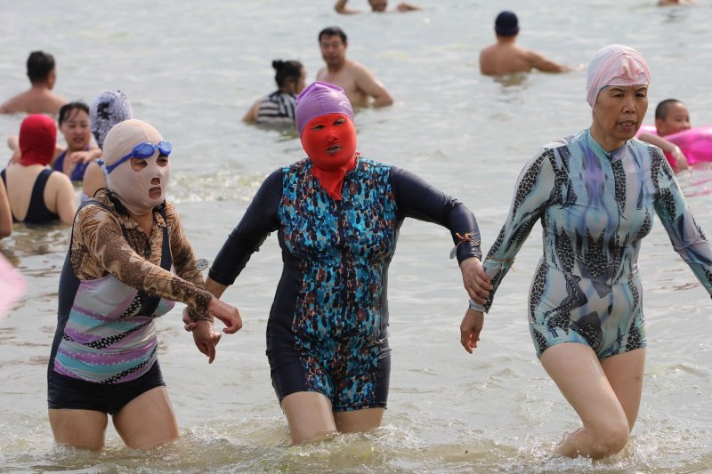 'Facekini' - bikini za glavu na kineskoj plaži