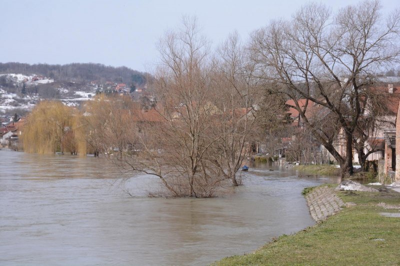 Vodostaj rijeke Une je u porastu