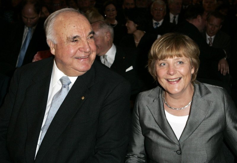 Helmut Kohl i Angela Merkel