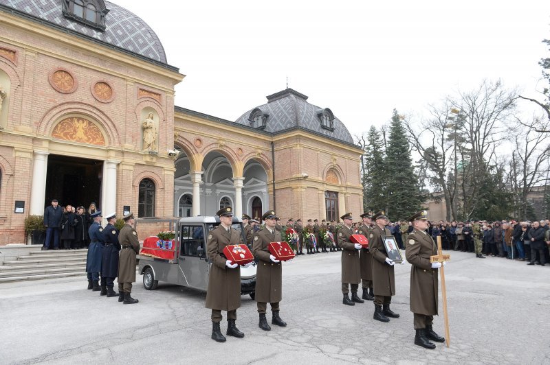 Pogreb stožernog generala Petra Stipetića