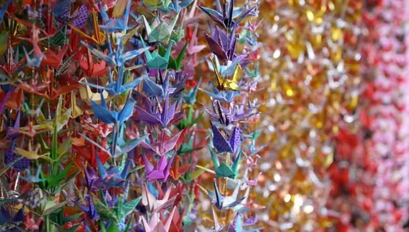 Minijaturni origami Stacie Tamaki