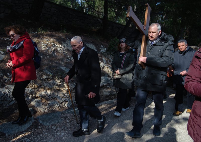 Andro Krstulović Opara na Križnom putu
