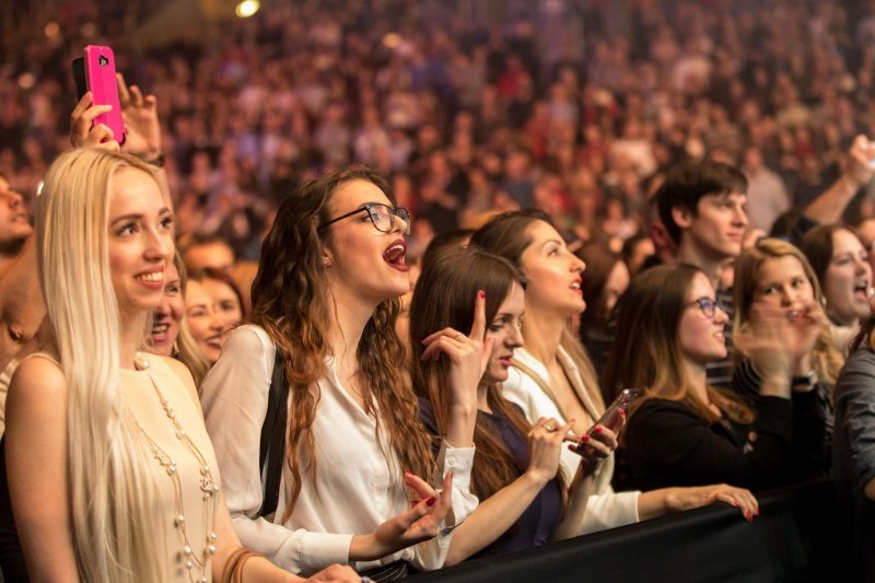 2Cellos oduševili koncertom u prepunoj Areni Zagreb