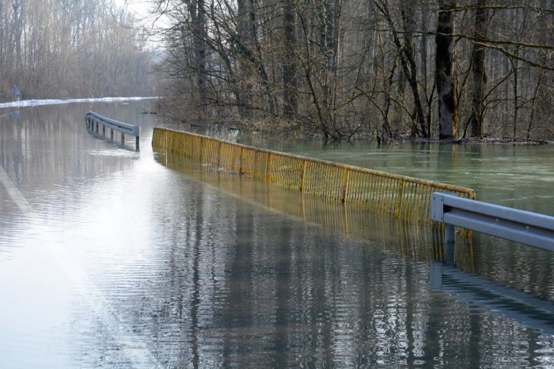 Zatvorena cesta Sisak-Popovača