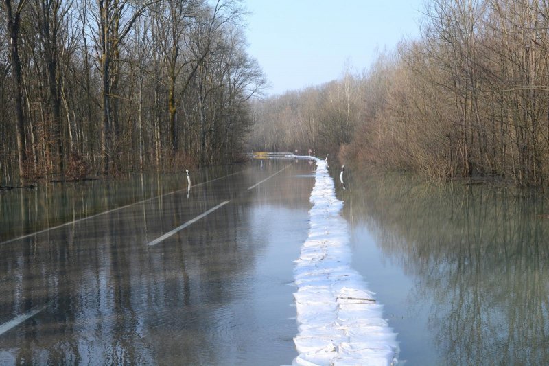 Zatvorena cesta Sisak-Popovača