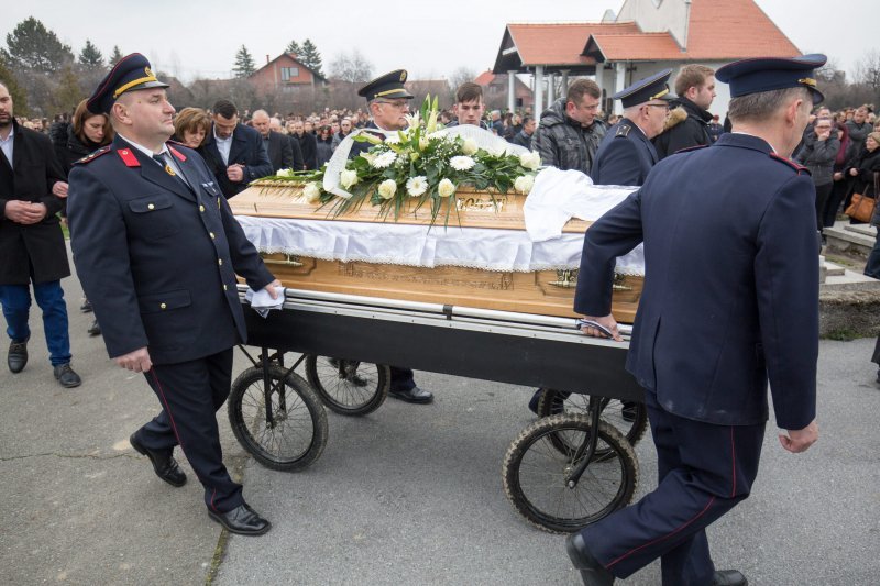 Pogreb nogometaša Brune Bobana